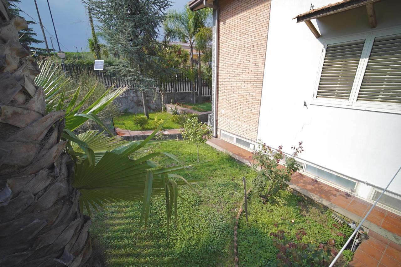 Etna Rooftop Apartment Pedara Ngoại thất bức ảnh